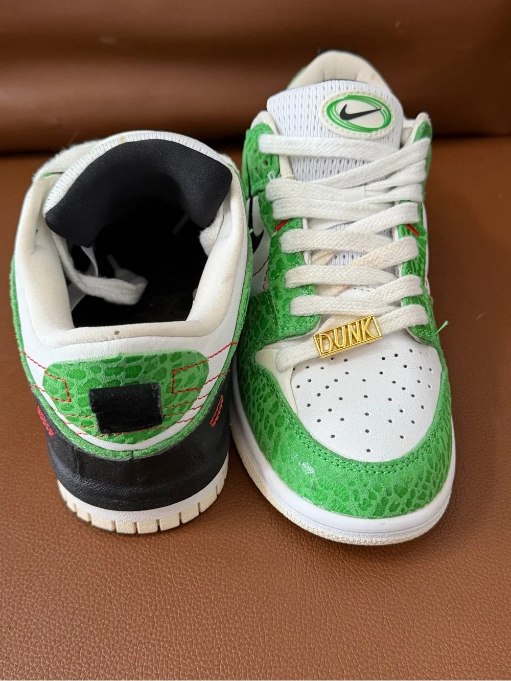 Nike Dunk Disrupt 2 Low Green Snakeskin Leather Sneakers DV1491-101 SZ 8 - Picture 5 of 5